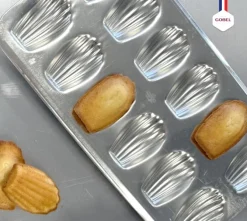 Moule à madeleines en fer blanc 12 empreintes 39 x 20 cm Gobel