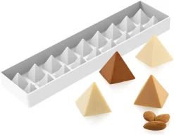 Moule silicone 18 mini pyramides 30 x 17,5 cm Silikomart