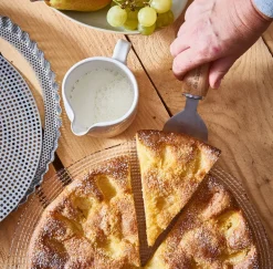 Moule à tarte cannelé perforé fond amovible Ø 28 cm De Buyer