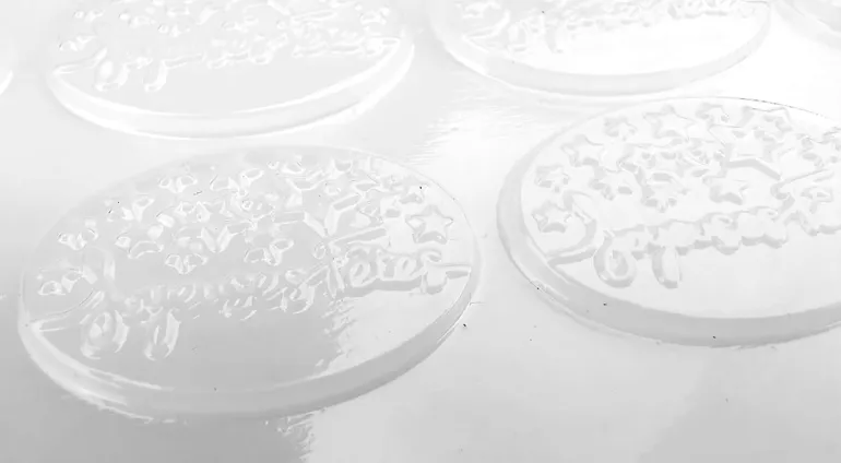 Moule thermoformé Joyeuses Fêtes ovales 4,5 x 3 cm Décors et Créations