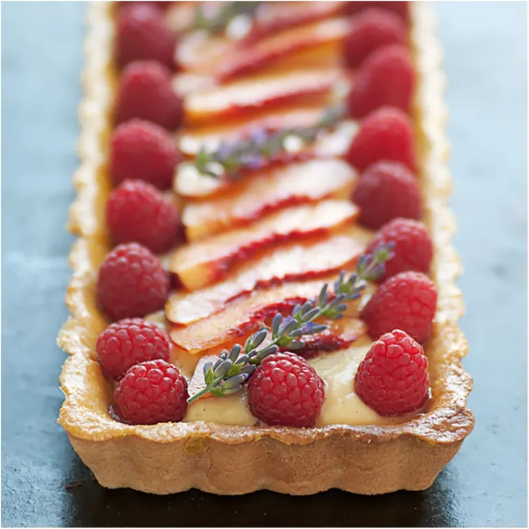 Rectangle à tarte perforé cannelé ht 3 cm 35 x 10 cm De Buyer
