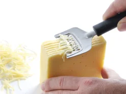 Râpe à fromage en lanières