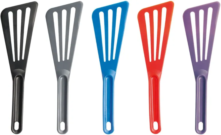 Spatule ajourée Pelton Exoglass® Coloris: gris Matfer