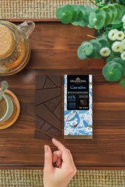 Tablette chocolat noir Caraibe 66% 70 g Valrhona